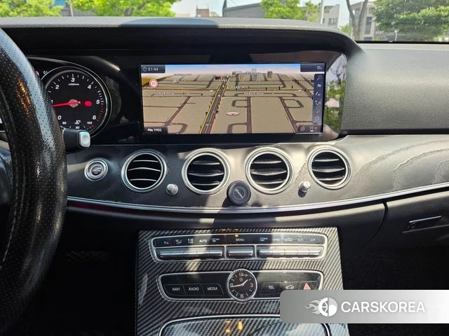 Mercedes-Benz E-Class W213 id 4390486 из Кореи 9