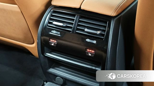 BMW 5 Series (G30) id 3898171 из Кореи 9