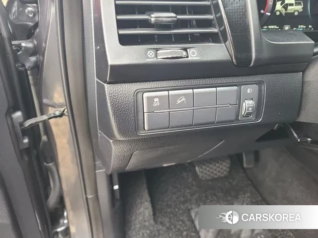 Ssangyong Rexton Sports Cannes id 3727610 из Кореи 9