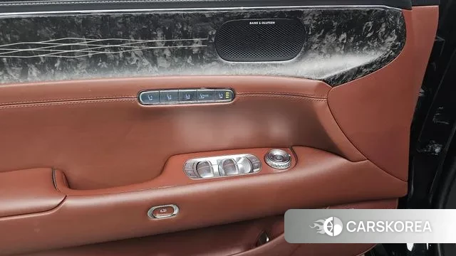 Genesis G90 (RS4) id 3241913 из Кореи 9