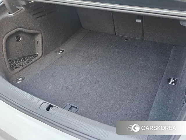 Audi A4 (B9) id 3606037 из Кореи 9