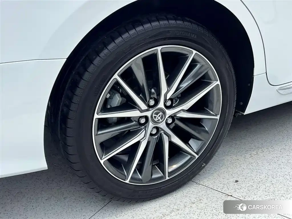 Toyota Camry id 4576313 из Китая 9