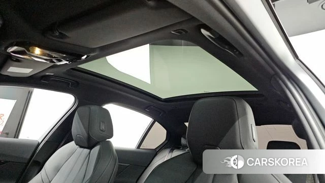 BMW 5 Series (G60) id 4194216 из Кореи 9