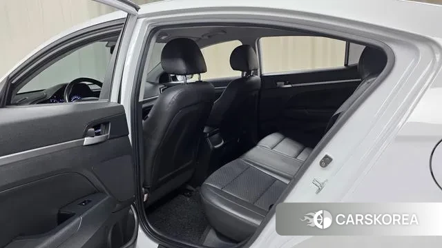 Hyundai The New Avante AD id 3368337 из Кореи 9