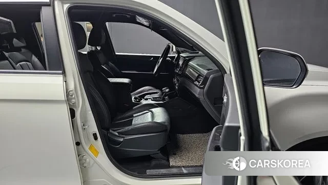 Ssangyong Rexton Sports id 3111560 из Кореи 9