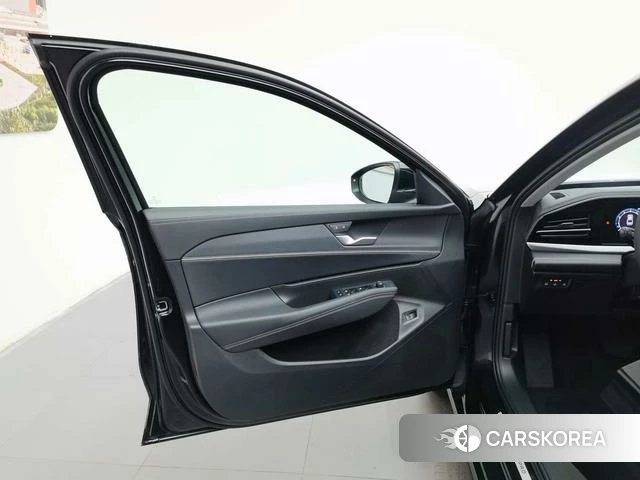Volkswagen Passat id 4348599 из Китая 9