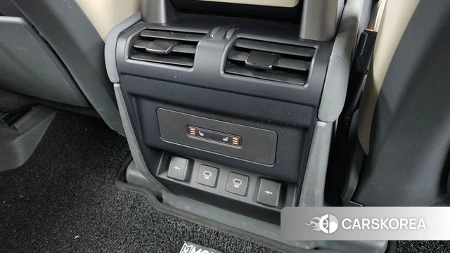 Land Rover Defender (L663) id 4293451 из Кореи 9