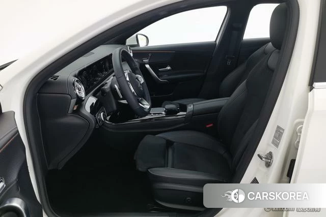 Mercedes-Benz Class A id 4334865 из Китая 9