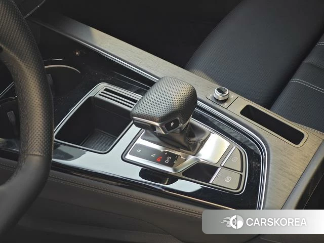 Audi A4L id 3855977 из Китая 9
