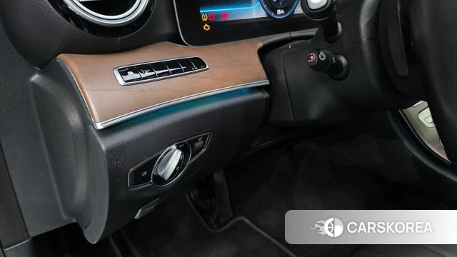 Mercedes-Benz E-Class W213 id 4683980 из Кореи 9
