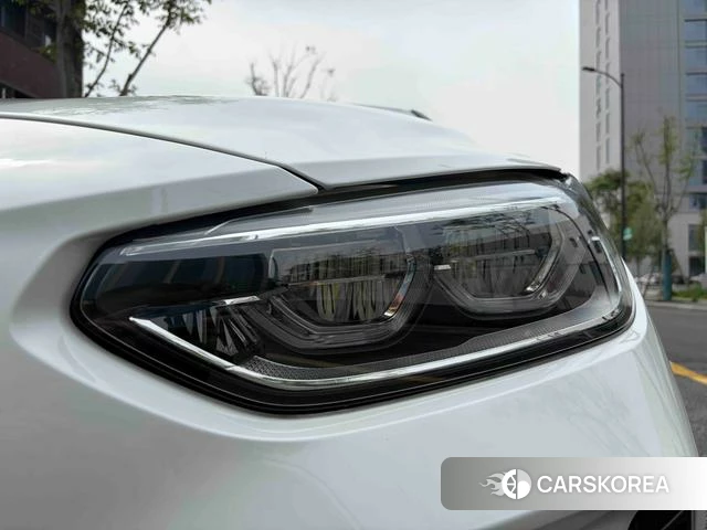 BMW 1 series id 4290584 из Китая 9