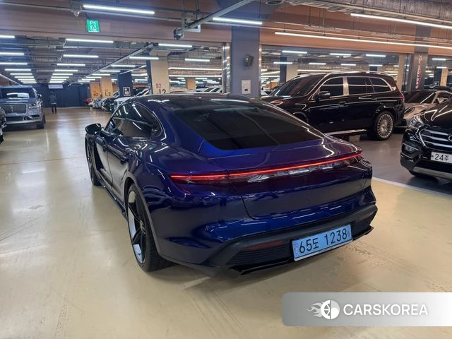 Porsche Taycan id 4617718 из Кореи 9