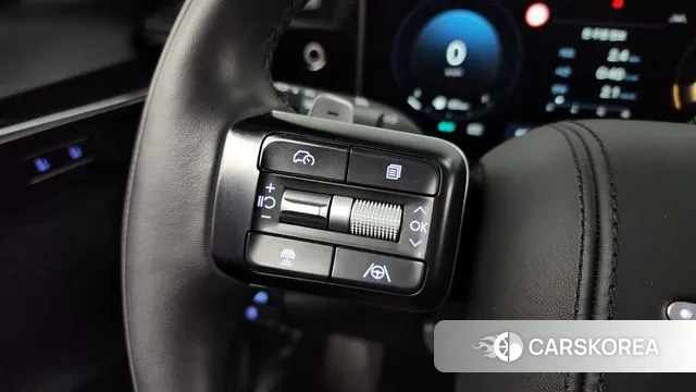 Hyundai Grandeur (GN7) id 3492302 из Кореи 9