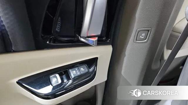 Kia Carnival 4th generation id 3519376 из Кореи 9