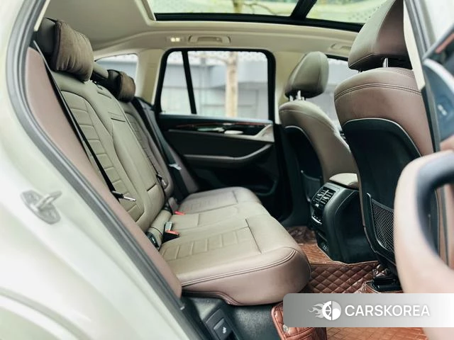 BMW X3 id 4260671 из Китая 9