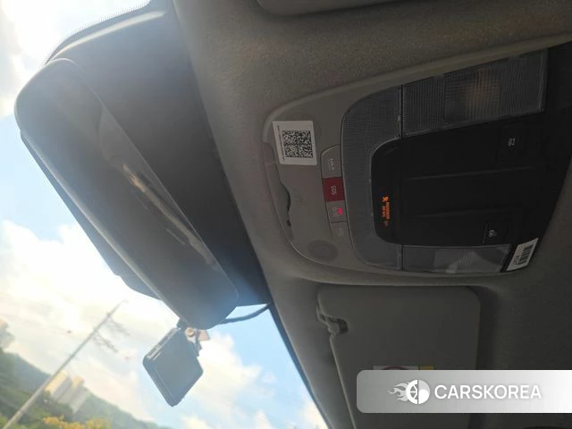 Kia Di Ol Nu Niro id 4650845 из Кореи 9