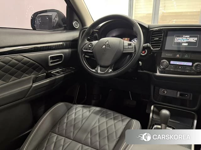 Mitsubishi  Outlander id 3890539 из Китая 9