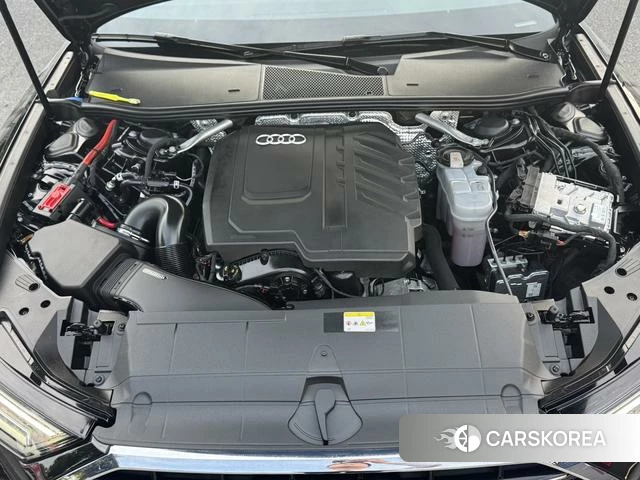 Audi A6L id 4328814 из Китая 9