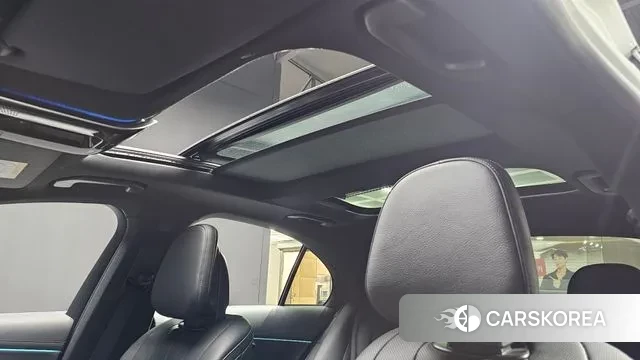 Mercedes-Benz E-Class W214 id 3644594 из Кореи 9