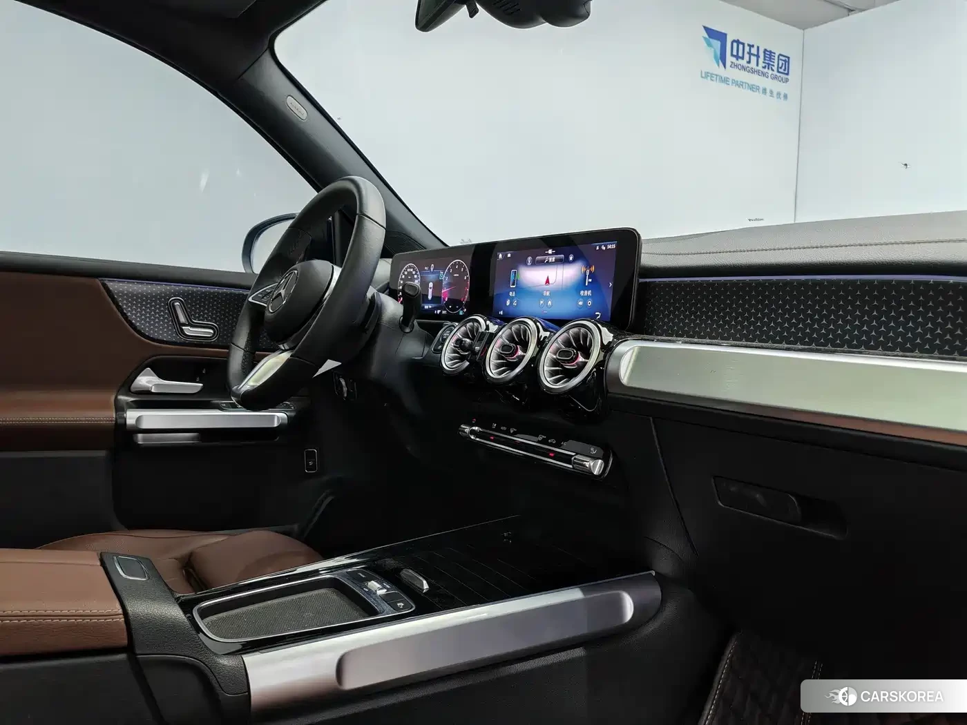 Mercedes-Benz GLB id 4674494 из Китая 9