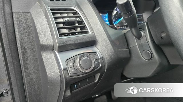 Ford Explorer id 4557529 из Кореи 9