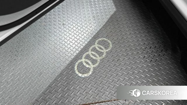 Audi Q3 (F3) id 4354076 из Кореи 9