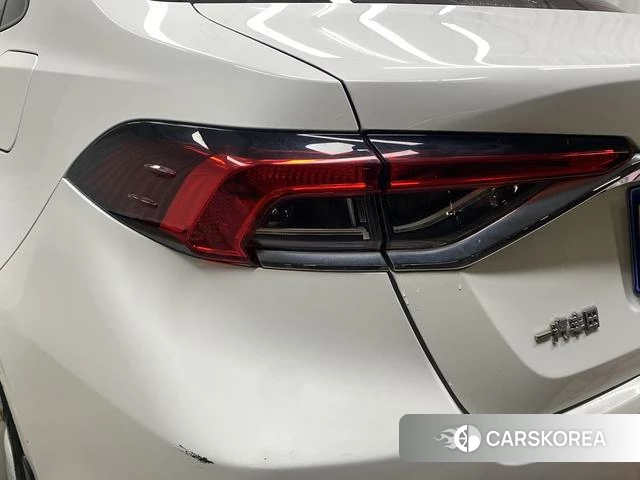 Toyota Corolla id 4254000 из Китая 9