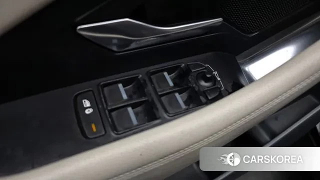 Jaguar E-PACE id 3789780 из Кореи 9