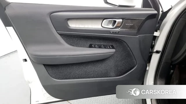 Volvo XC40 id 2999016 из Кореи 9