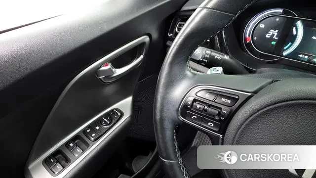 Kia Niro Plus id 3610838 из Кореи 9