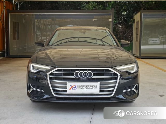 Audi A6L id 4333632 из Китая 9