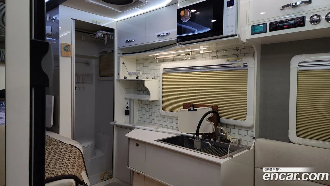 Hyundai Staria id 945802 из Кореи 9