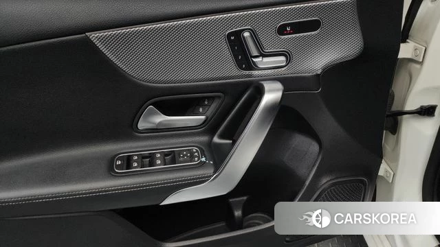 Mercedes-Benz A-Class W177 id 3941864 из Кореи 9