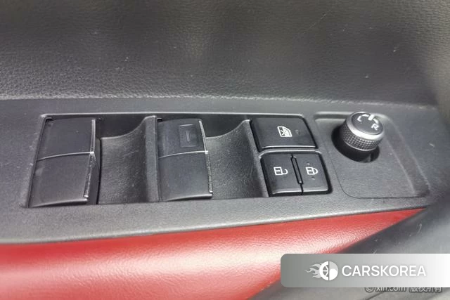 Toyota Corolla id 4290784 из Китая 9
