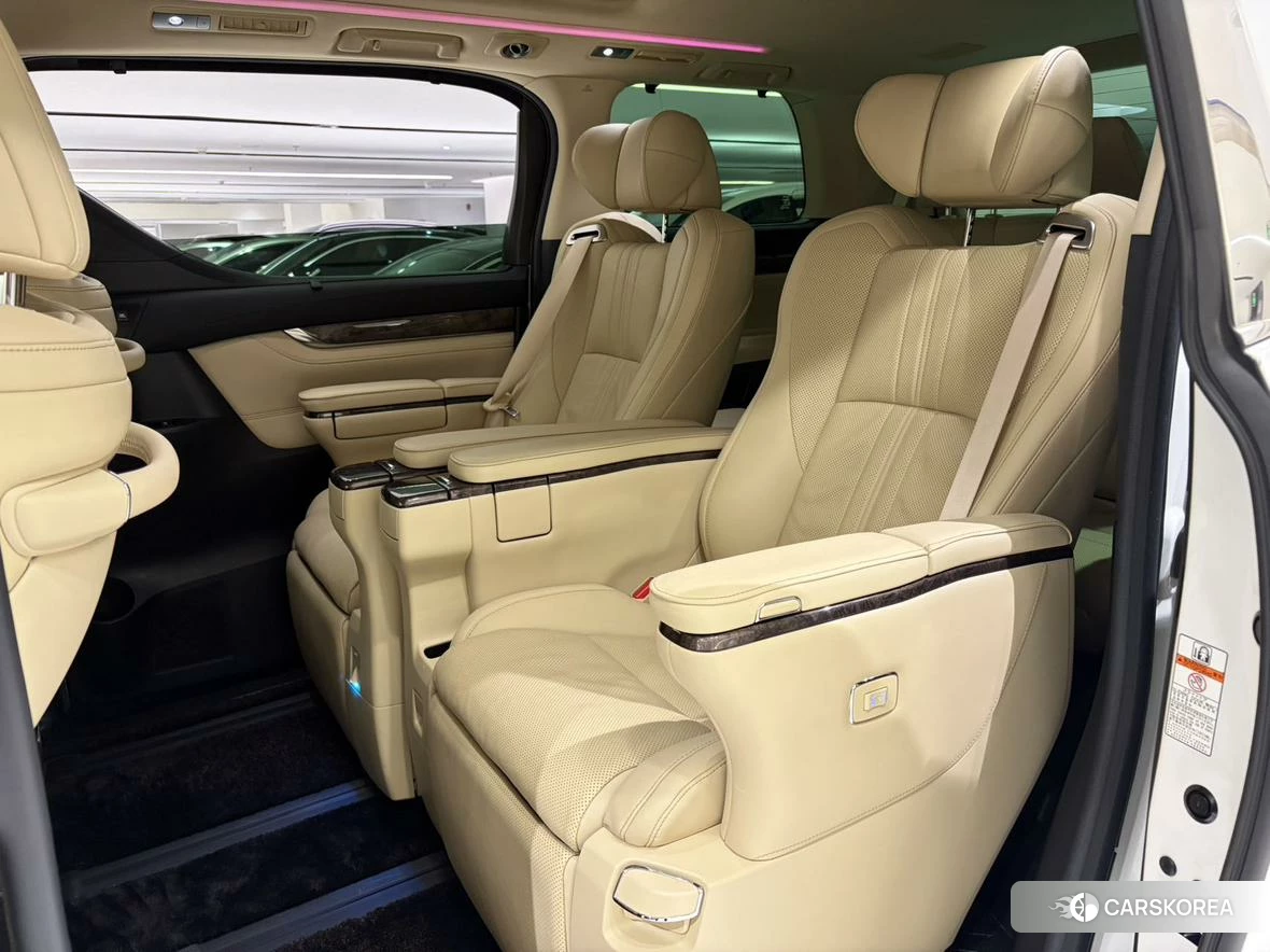 Toyota Wilfa id 4479811 из Китая 9