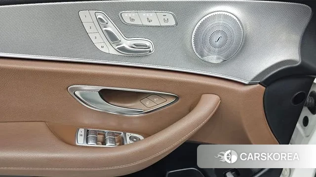 Mercedes-Benz E-Class W213 id 3748438 из Кореи 9