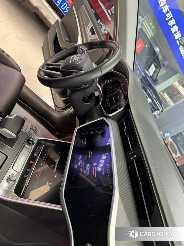 Audi A6L id 4365635 из Китая 9