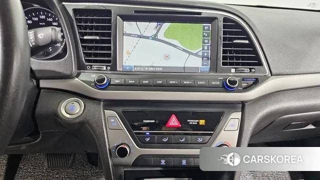 Hyundai Avante AD id 3009375 из Кореи 9