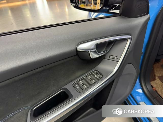 Volvo V60 id 4239962 из Китая 9
