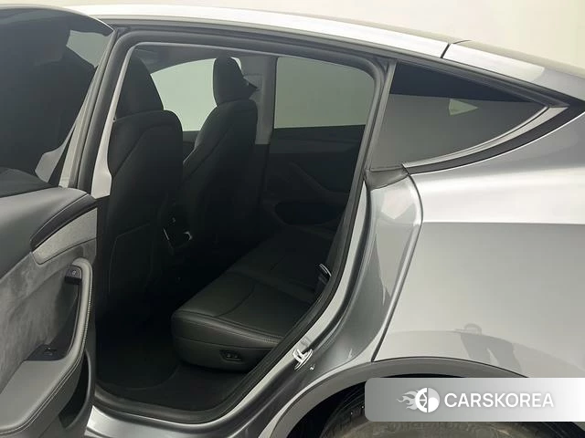 Tesla Model Y id 4240651 из Китая 9