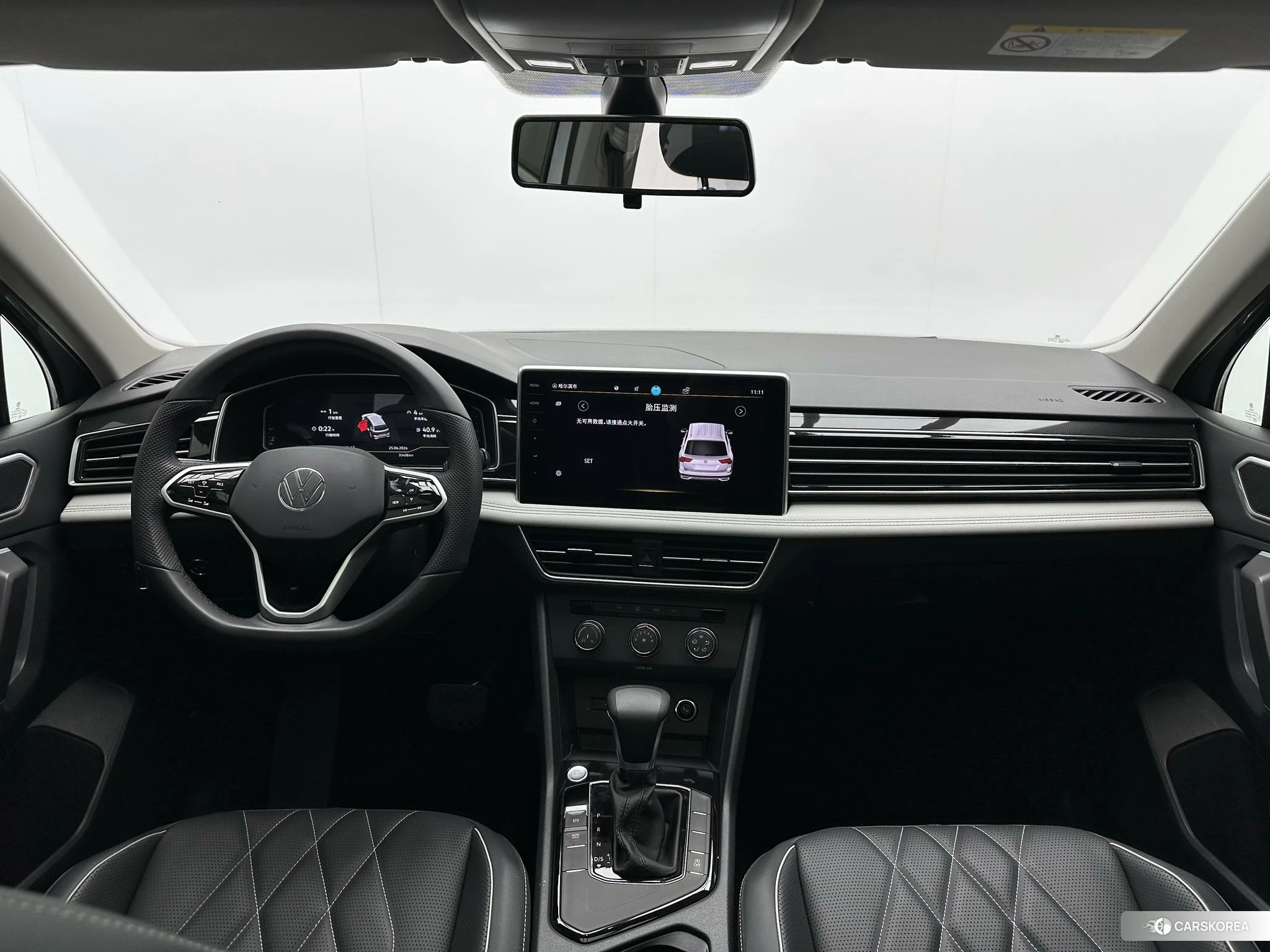 Volkswagen Tiguan L id 4514873 из Китая 9