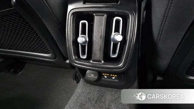 Polestar Polestar 2 id 3680569 из Кореи 9