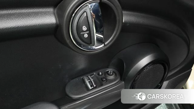 Mini Cooper D id 4677835 из Кореи 9