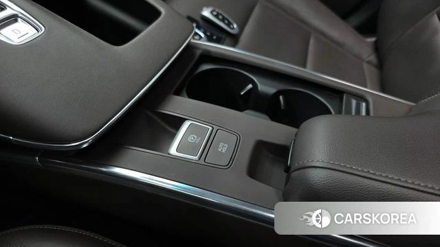 Hyundai The New Grandeur IG Hybrid id 4196226 из Кореи 9