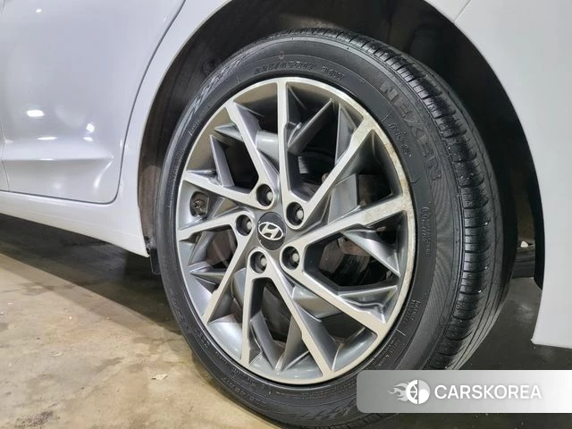 Hyundai The New Avante AD id 3924769 из Кореи 9