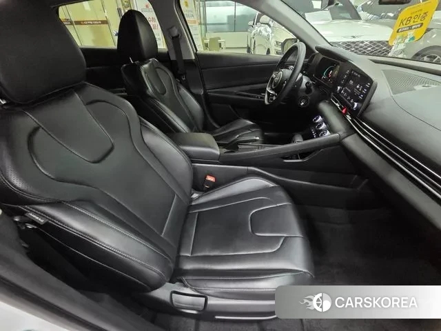 Hyundai Avante (CN7) id 3467559 из Кореи 9