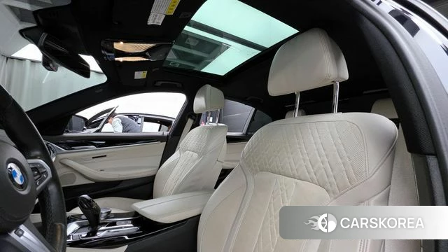 BMW 5 Series (G30) id 3814064 из Кореи 9