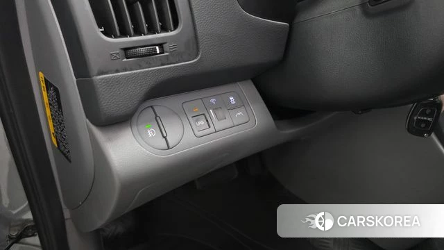 Hyundai The New Grand Starex id 4232311 из Кореи 9