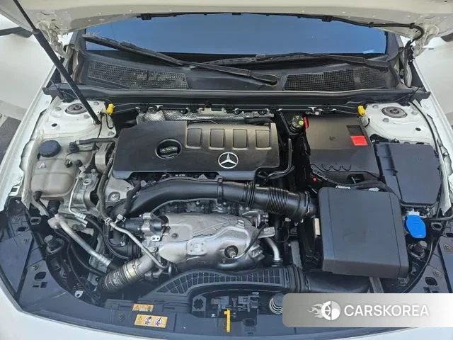 Mercedes-Benz A-Class W177 id 3425423 из Кореи 9