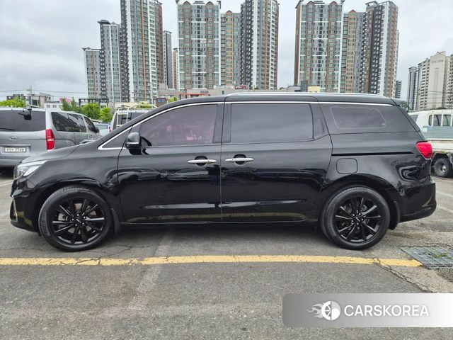 Kia The New Carnival id 4367718 из Кореи 9
